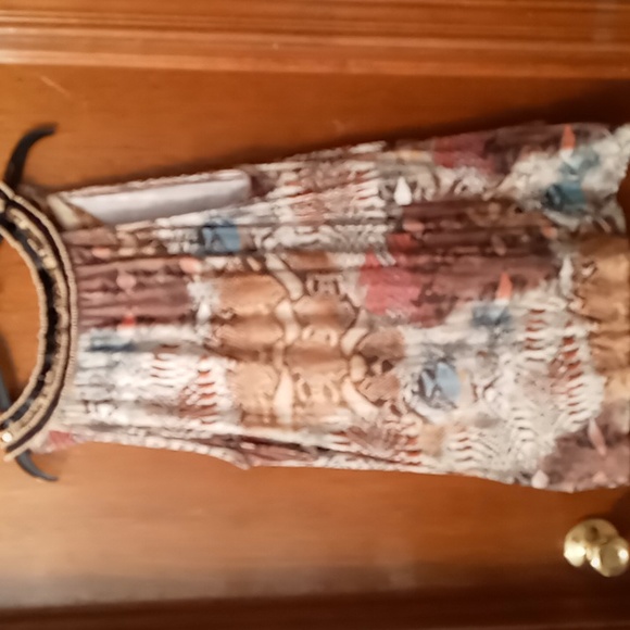 Boston Proper snakeskin print with sequins and beads in neckline S - Picture 8 of 8